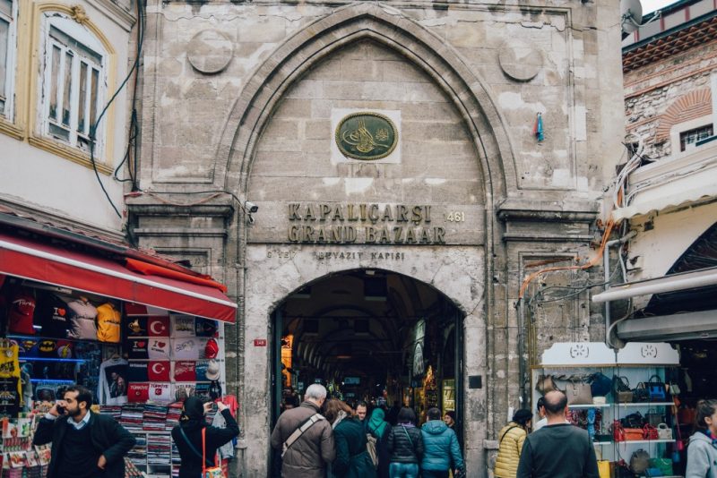 İstanbul Tarihi Çarşıları ve Tarihi Pazarları