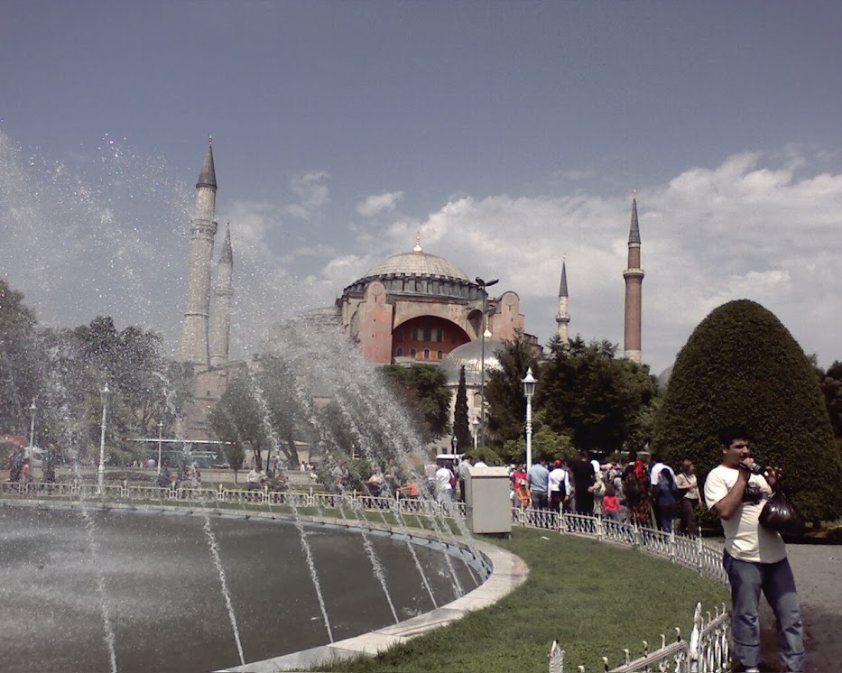 İstanbul Gezilecek Yerler-Sultanahmet Meydanı