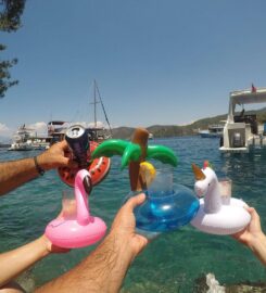 Bebek 8,4m’lik Kiralık Katamaran #107